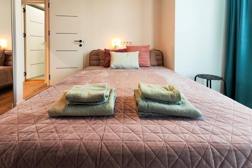 Opal Beachfront Apartment Varna Bagian luar foto