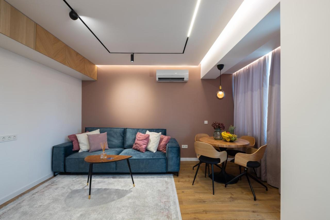 Opal Beachfront Apartment Varna Bagian luar foto