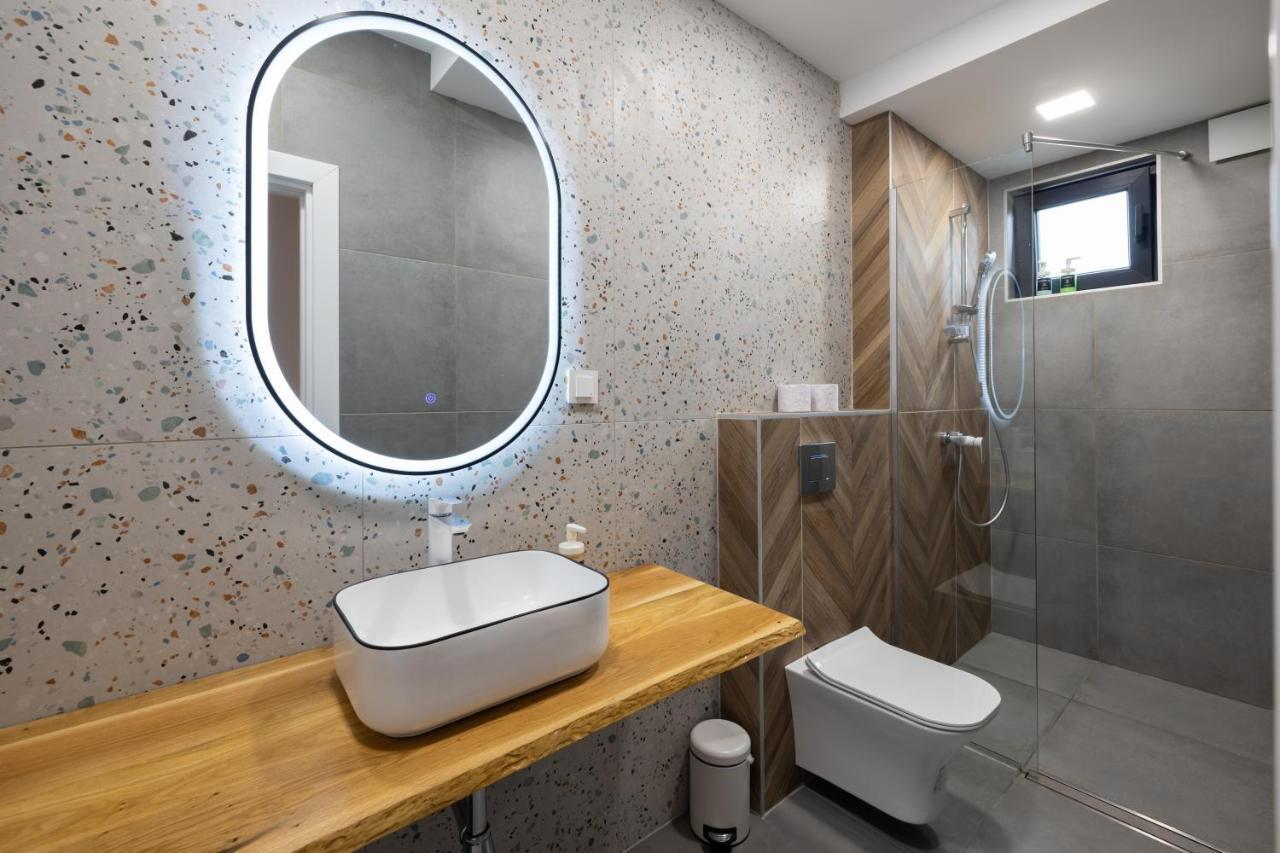 Opal Beachfront Apartment Varna Bagian luar foto