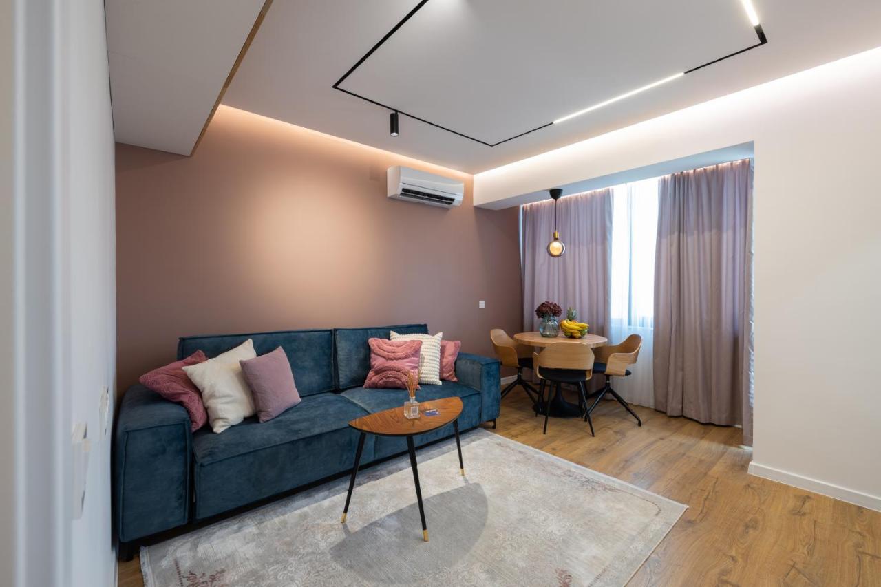 Opal Beachfront Apartment Varna Bagian luar foto